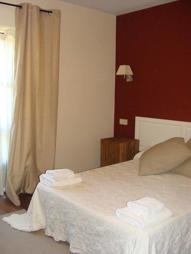 Hotel Montanas De Covadonga Onís Kültér fotó
