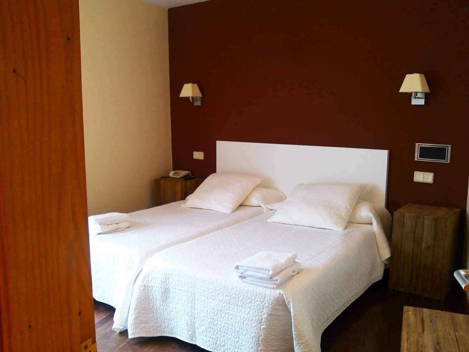 Hotel Montanas De Covadonga Onís Kültér fotó